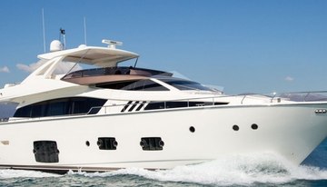 Lady Bee charter yacht
