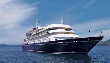 Blue Zephyr charter yacht