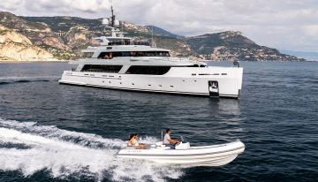 Gioia charter yacht