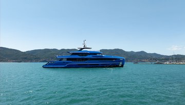 Sui Generis charter yacht