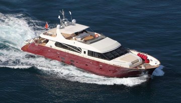 Aria charter yacht