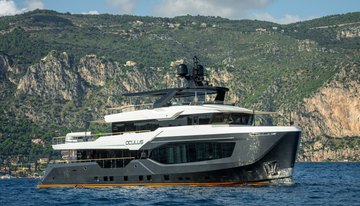 Oculus charter yacht