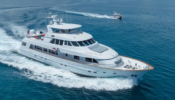 Gale Winds charter yacht