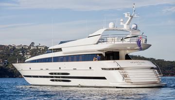 Mohasuwei charter yacht