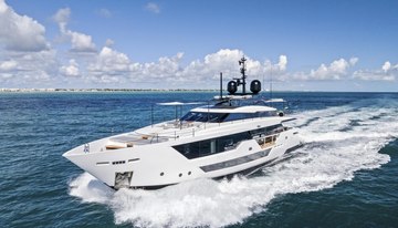 Evexias I charter yacht