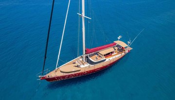 Lilla charter yacht