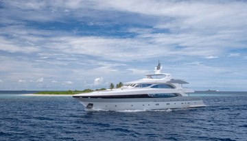 Searex charter yacht