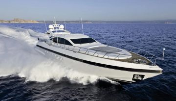 Kawai charter yacht