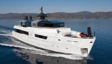 Sun charter yacht