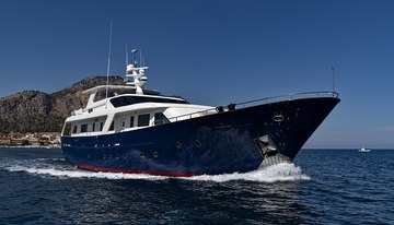 Don Ciro charter yacht