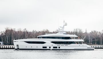 Extra Time charter yacht