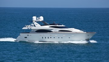 Super charter yacht