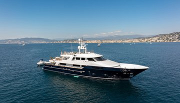 Sensei charter yacht