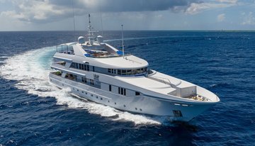 Star Diamond charter yacht