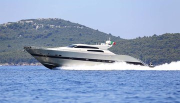 Dream On charter yacht