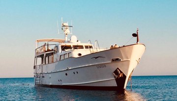 Nina Spirit of the Wind charter yacht