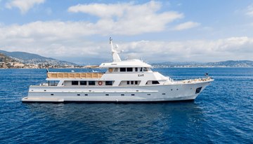 Eva charter yacht