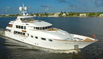 Aquasition charter yacht
