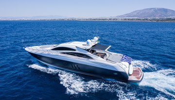 Elentari charter yacht