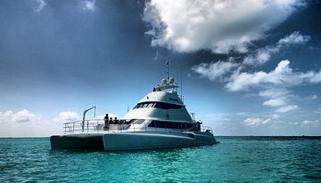 Bolder Won charter yacht