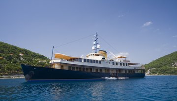 Seagull II charter yacht