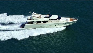Elecon charter yacht