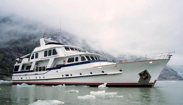 Glacier Bear charter yacht