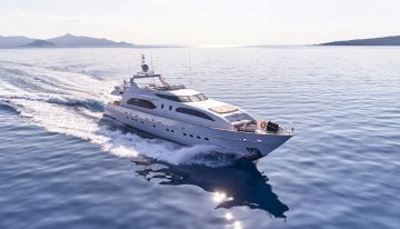 Helios charter yacht