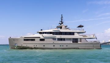 Maverick charter yacht