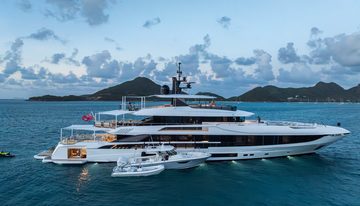 Dokinha charter yacht