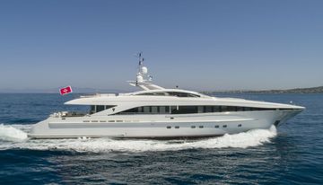 Similar Charter Yacht: L'Equinox