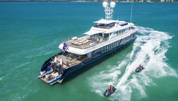 Ice 5 yacht charter in Martinique