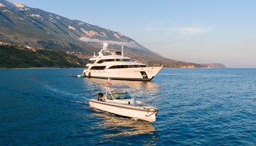 The Star yacht charter in Great Barrier Reef