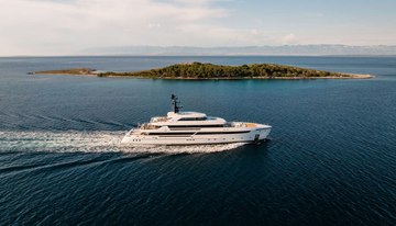 Rose d'Or charter yacht