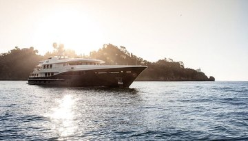 Revelry charter yacht