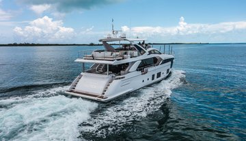 Marea La Nautica charter yacht