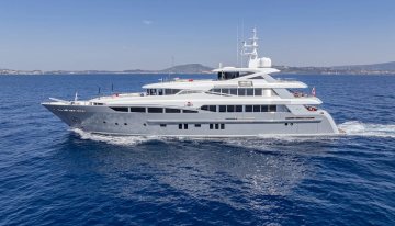2 Ladies charter yacht