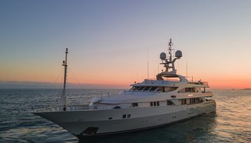 Vianne charter yacht