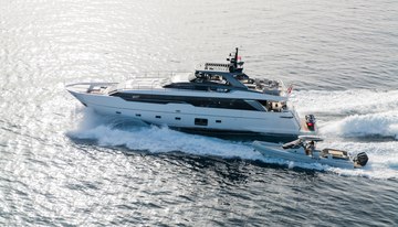 Danlou charter yacht