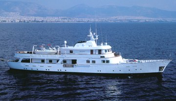 Beluga C charter yacht