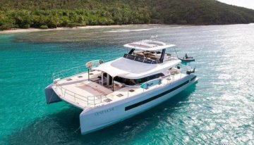 C'est La Vie charter yacht