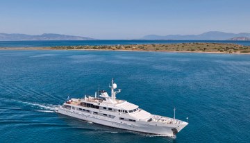 O'Natalina charter yacht