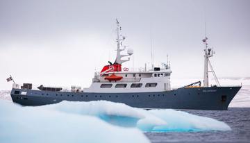Polarfront charter yacht
