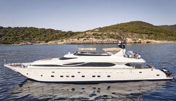 Anasa charter yacht