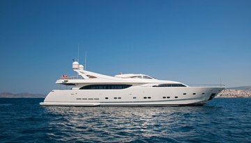 Whisper V charter yacht