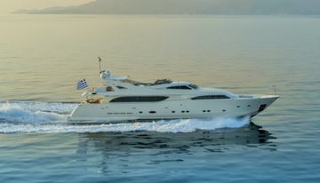 Champagne Seas charter yacht