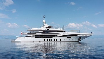 Seagull MRD charter yacht