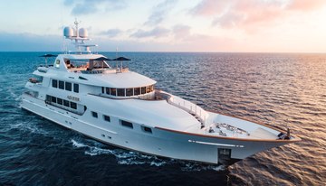 Aquasition charter yacht