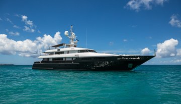 Mariu charter yacht