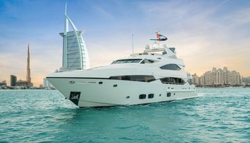 Lucien charter yacht